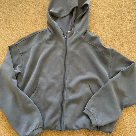 Lululemon Softstreme Full-Zip Hoodie Sz 8; Oasis Blue Excellent Condition - Picture 5 of 5
